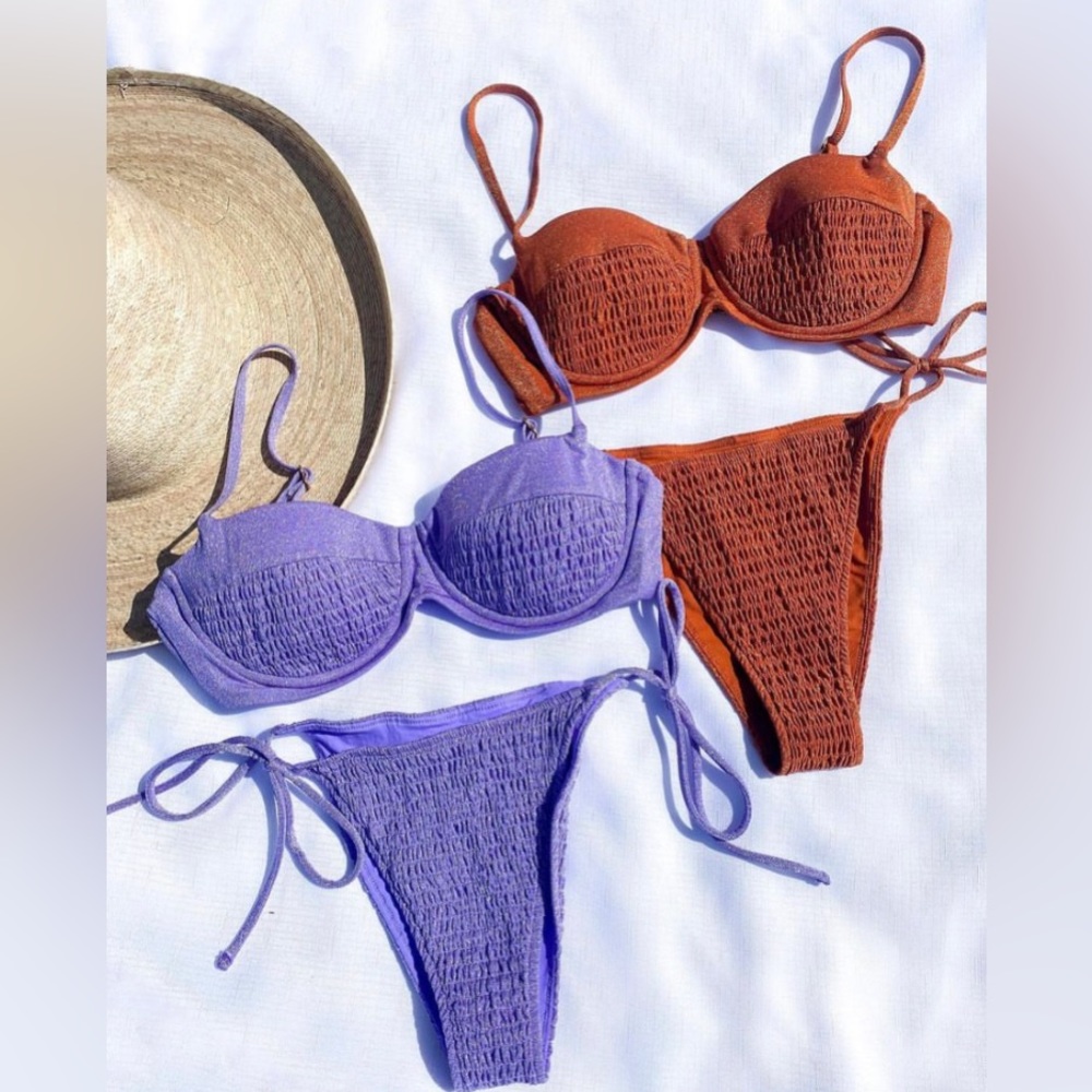 L*SPACE β
Shimmer Bikini - Picture 4 of 13